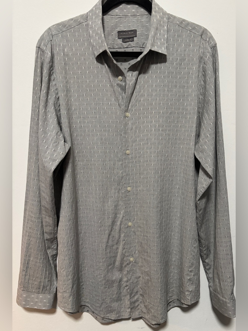 ZARA MAN gray & Micro skull print long-sleeve slim-fit button-up shirt XL